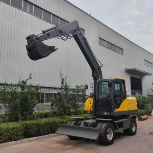 100型轮式挖掘机