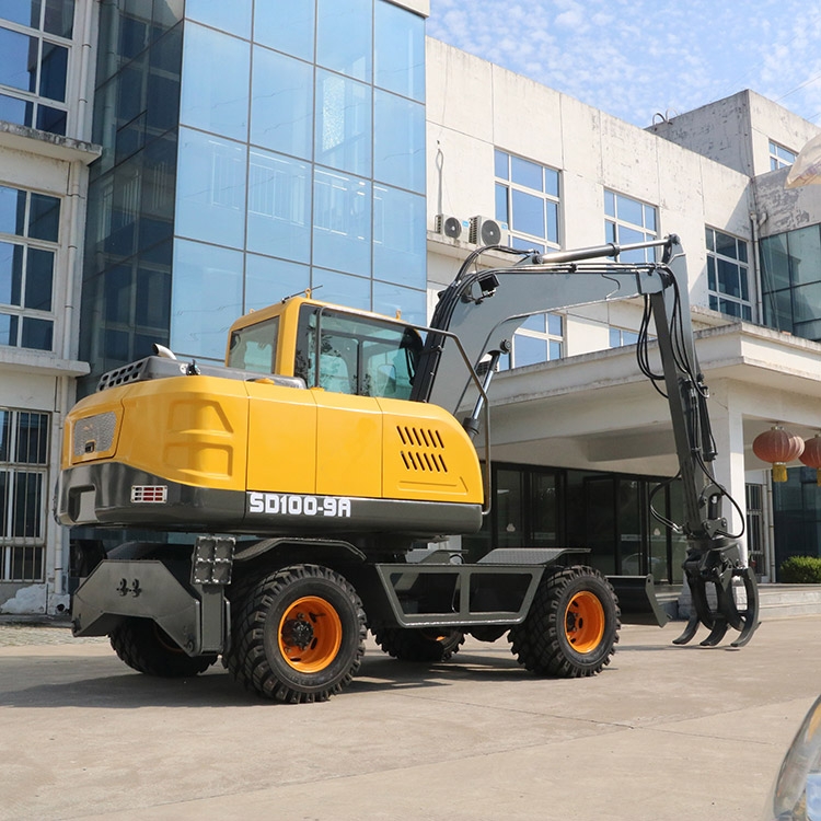 100型轮式抓木机  